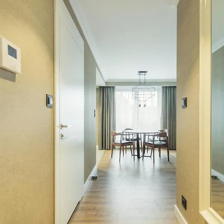 Victoria By Grand Апартаменти *