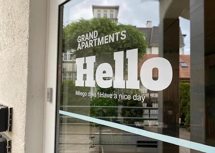 Victoria By Grand アパート *