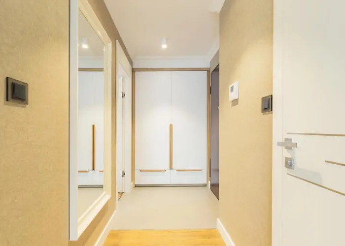 Victoria By Grand * ソポト